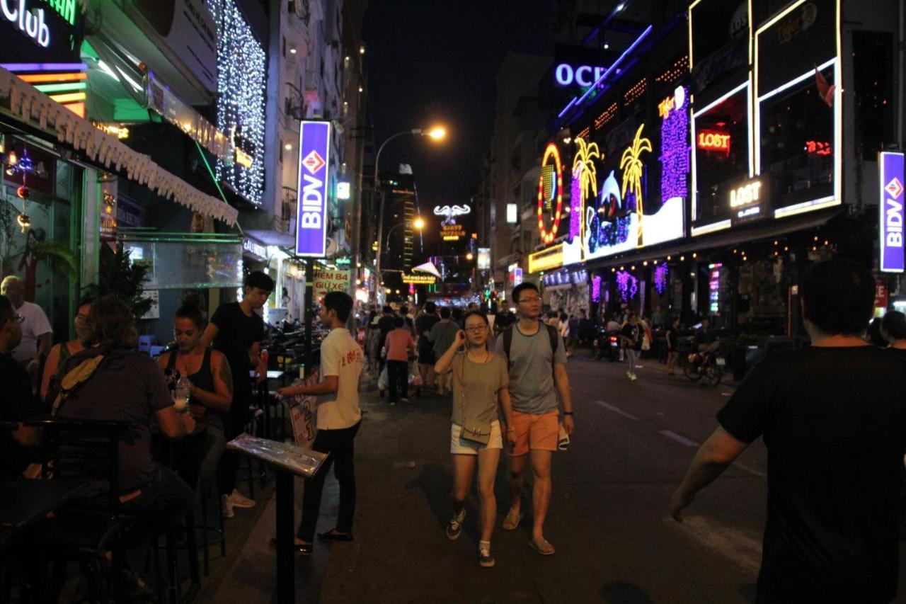 The Art - Nice To Saigon Ở trọ